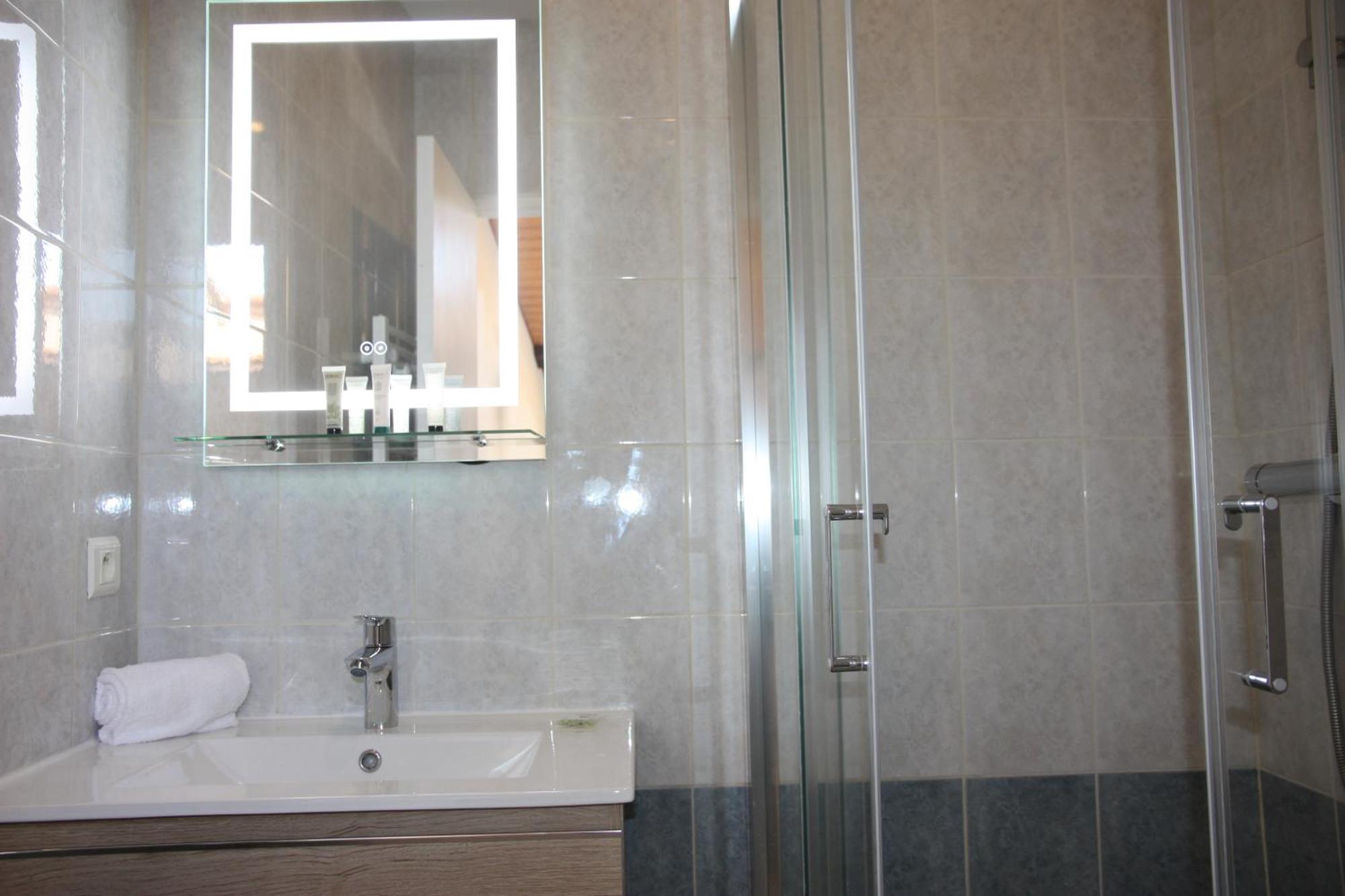 Resid'Spa Loire & Sevre - Appartement Rezé Exteriér fotografie