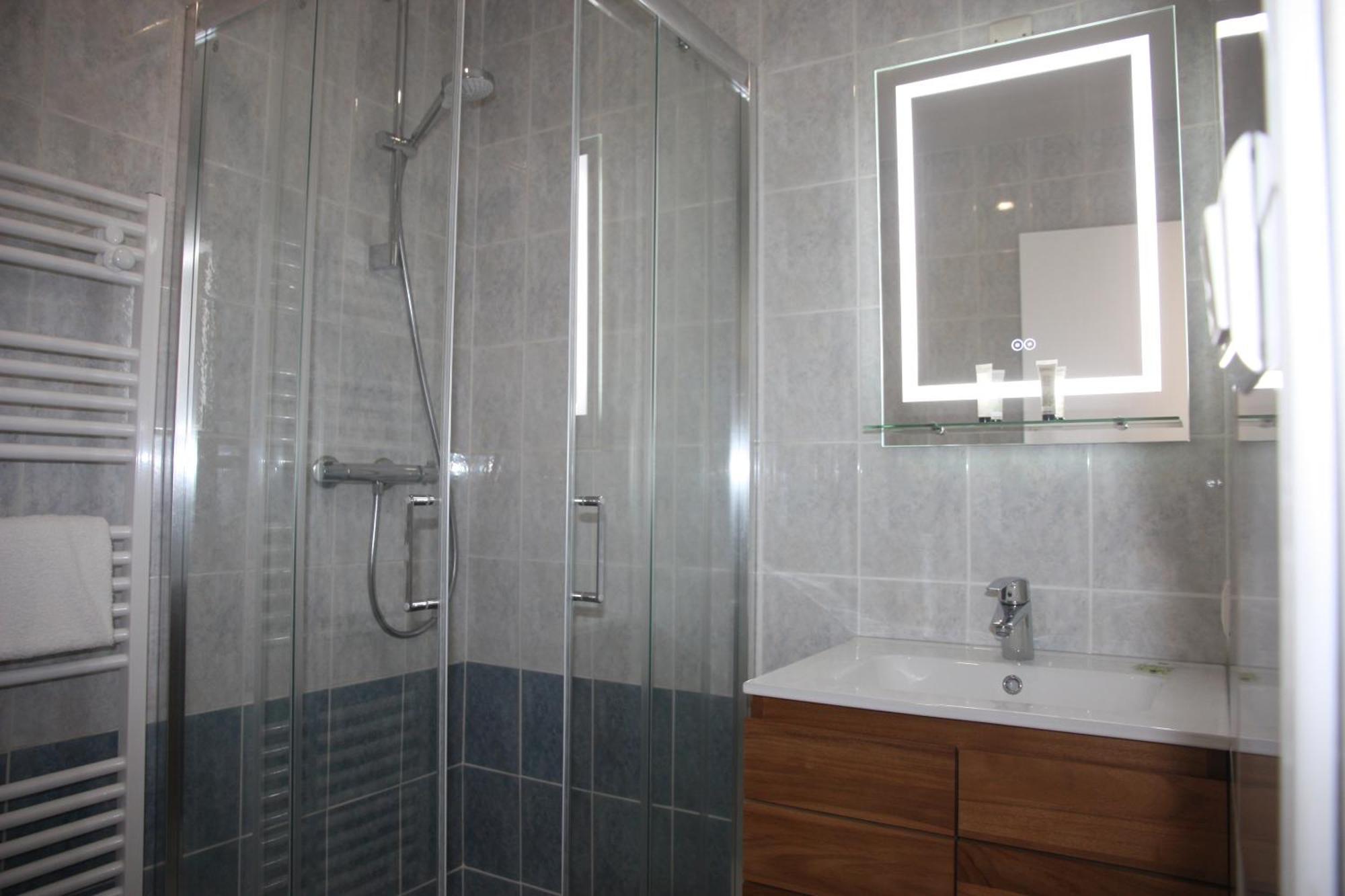Resid'Spa Loire & Sevre - Appartement Rezé Exteriér fotografie